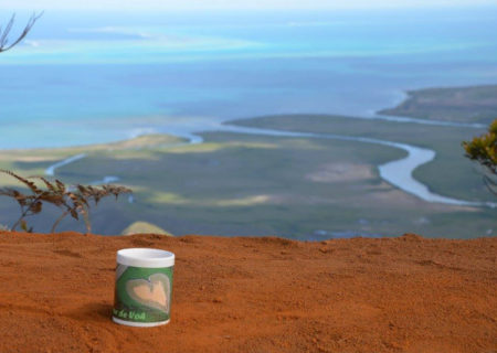 Photo avec un Mug coeur de voh